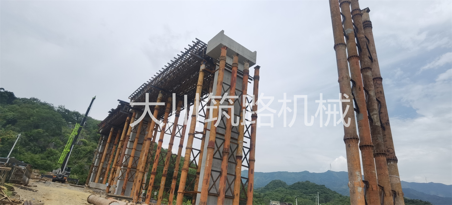 郴州大川筑路機械有限公司,湖南筑養(yǎng)路工程機械生產(chǎn)銷售,湖南筑養(yǎng)路工程鋼橋生產(chǎn)銷售 郴州大川筑路機械有限公司,湖南筑養(yǎng)路工程機械生產(chǎn)銷售,湖南筑養(yǎng)路工程鋼橋生產(chǎn)銷售